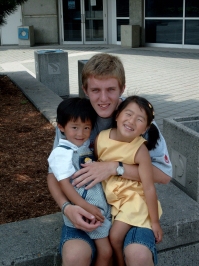 Thomas, Daji and Yanmei - Toronto, August 2003