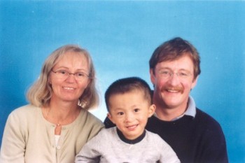 A second family photo, used on the official document