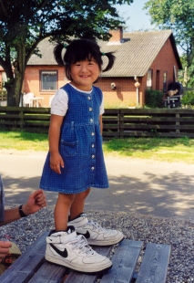 Thomas' shoes (and Yanmei) - Man, Denmark, July 2001